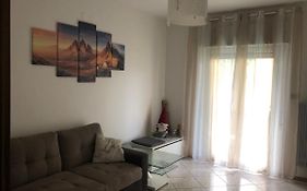 Casa di Max - stanza privata con bagno condiviso